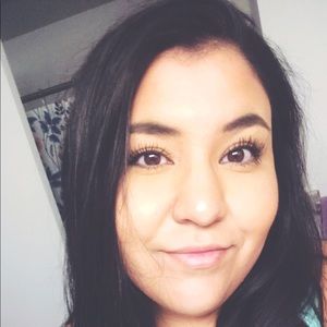 Meet your Posher, Abby